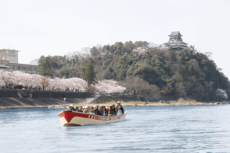 &copy;National Treasure Inuyama Castle.