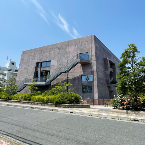 読書の森（松原図書館）の写真