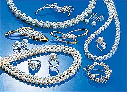 真珠のアクセサリーの画像