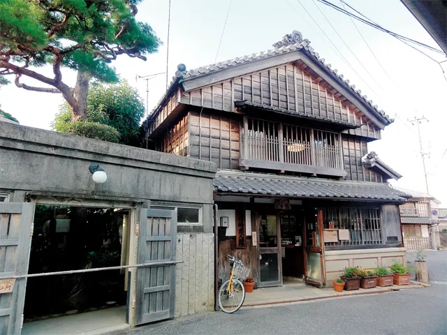 伊勢河崎商人館