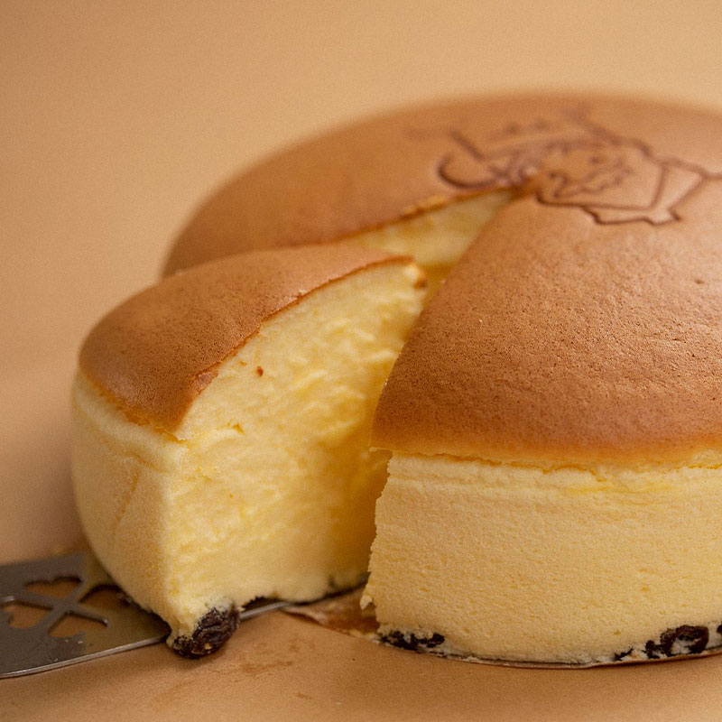 りくろーおじさんの焼きたてチーズケーキ